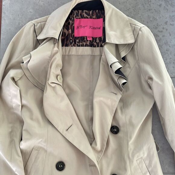 BETSEY JOHNSON women’s beige ruffle collar double breasted trench coat no belt S - Picture 15 of 16